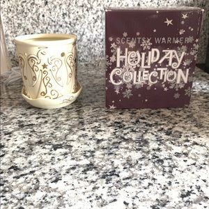 Scentsy Warmer Full size Holiday collection used